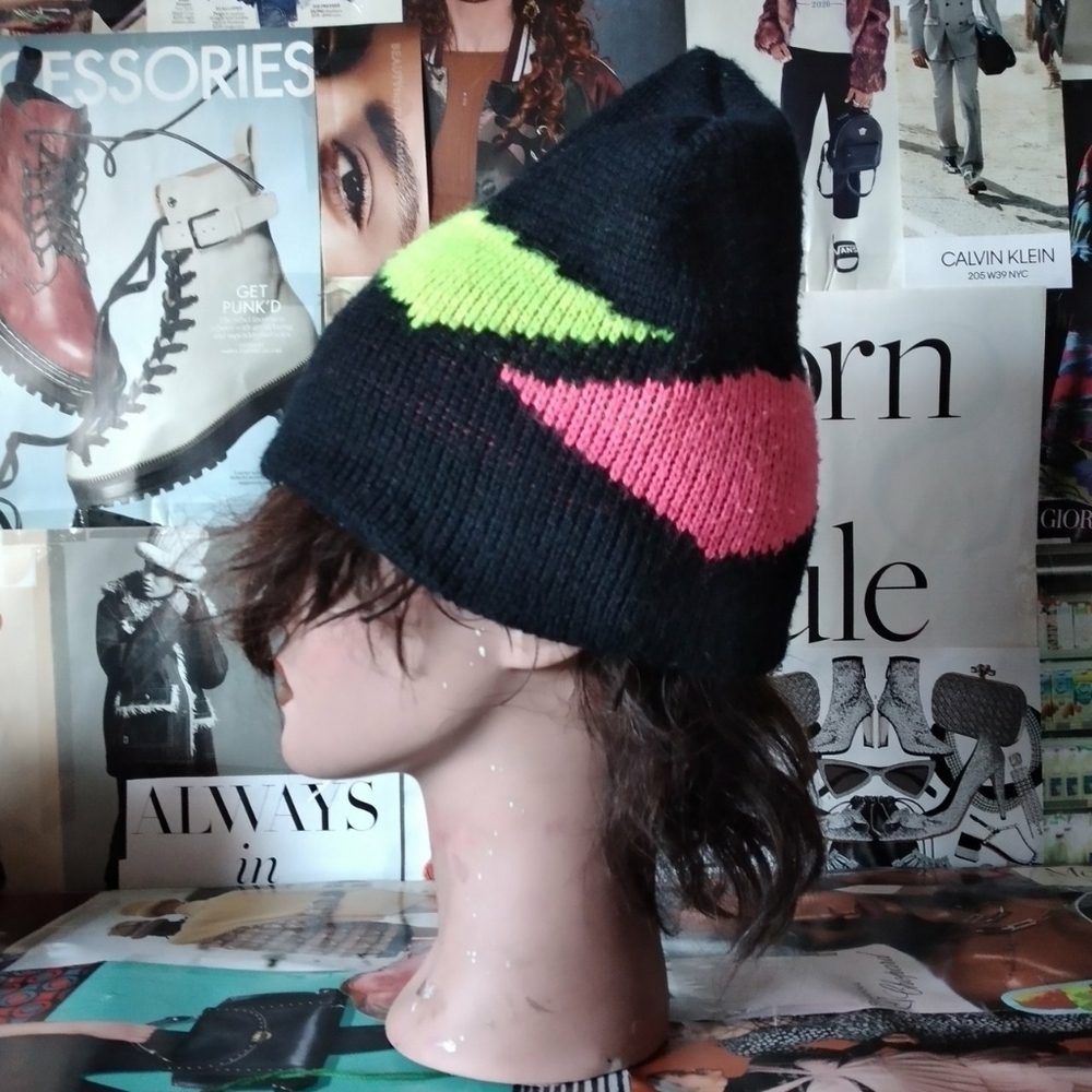 90s Winter Hat
